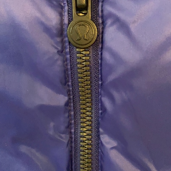 Lululemon Down Town Puffy Jacket in Pigment Blue - Picture 8 of 8